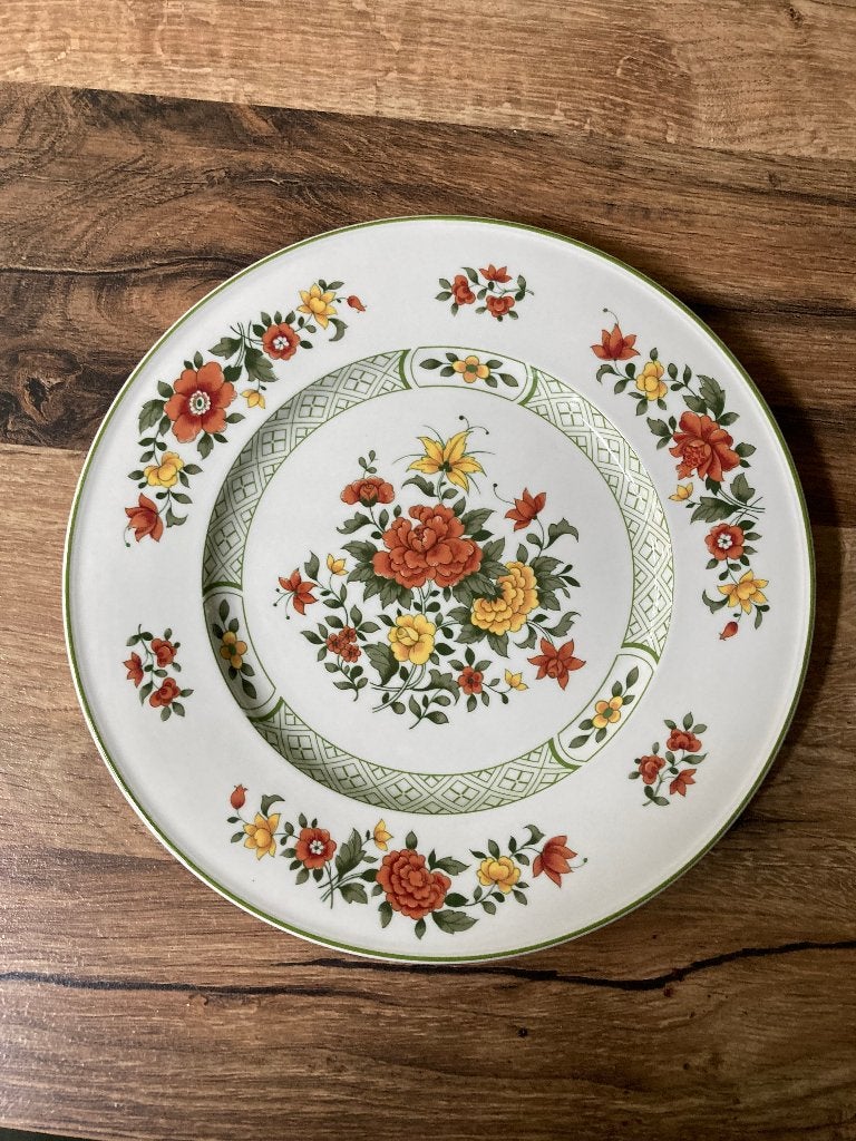 Puntgaaf dinerbord Villeroy & Boch Summerday, Huis en Inrichting, Ophalen of Verzenden, Zo goed als nieuw, Bord(en), Overige stijlen