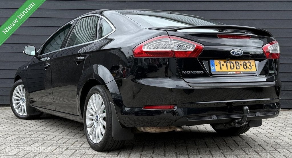 Ford Mondeo 1.6 EcoBoost Titanium Bi-Xenon/Trekhaak/Navi/Win, Auto's, Ford, Voorwielaandrijving, 15 km/l, Gebruikt, 4 cilinders