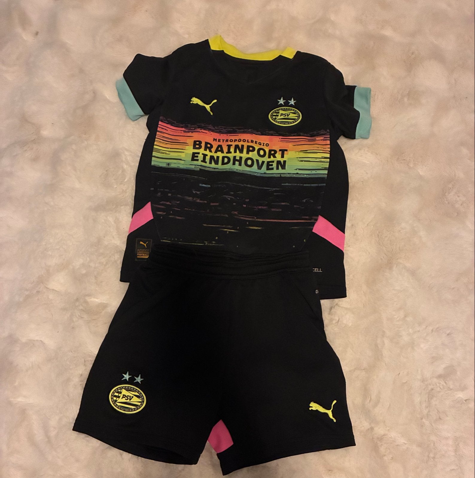 PSV tenue 2023/2024 Kinderen Maat 128, Kinderen en Baby's, Kinderkleding | Overige, Ophalen, Zo goed als nieuw, Jongen of Meisje