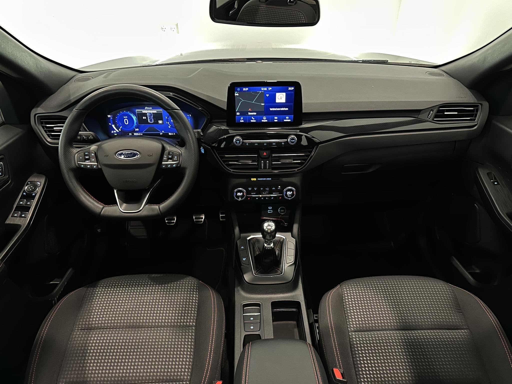 Ford Kuga 1.5 EcoBoost ST-Line X | Panoramadak | Lichtmetale, Auto's, Ford, Voorwielaandrijving, Bedrijf, Handgeschakeld, 3 cilinders