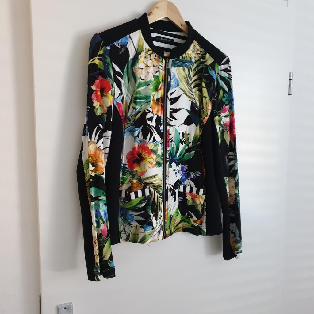 Damesjasje. Maat 44 en tops/blouse. Maat 46., RS Sports, Zwart, Maat 42/44 (L), Ophalen of Verzenden
