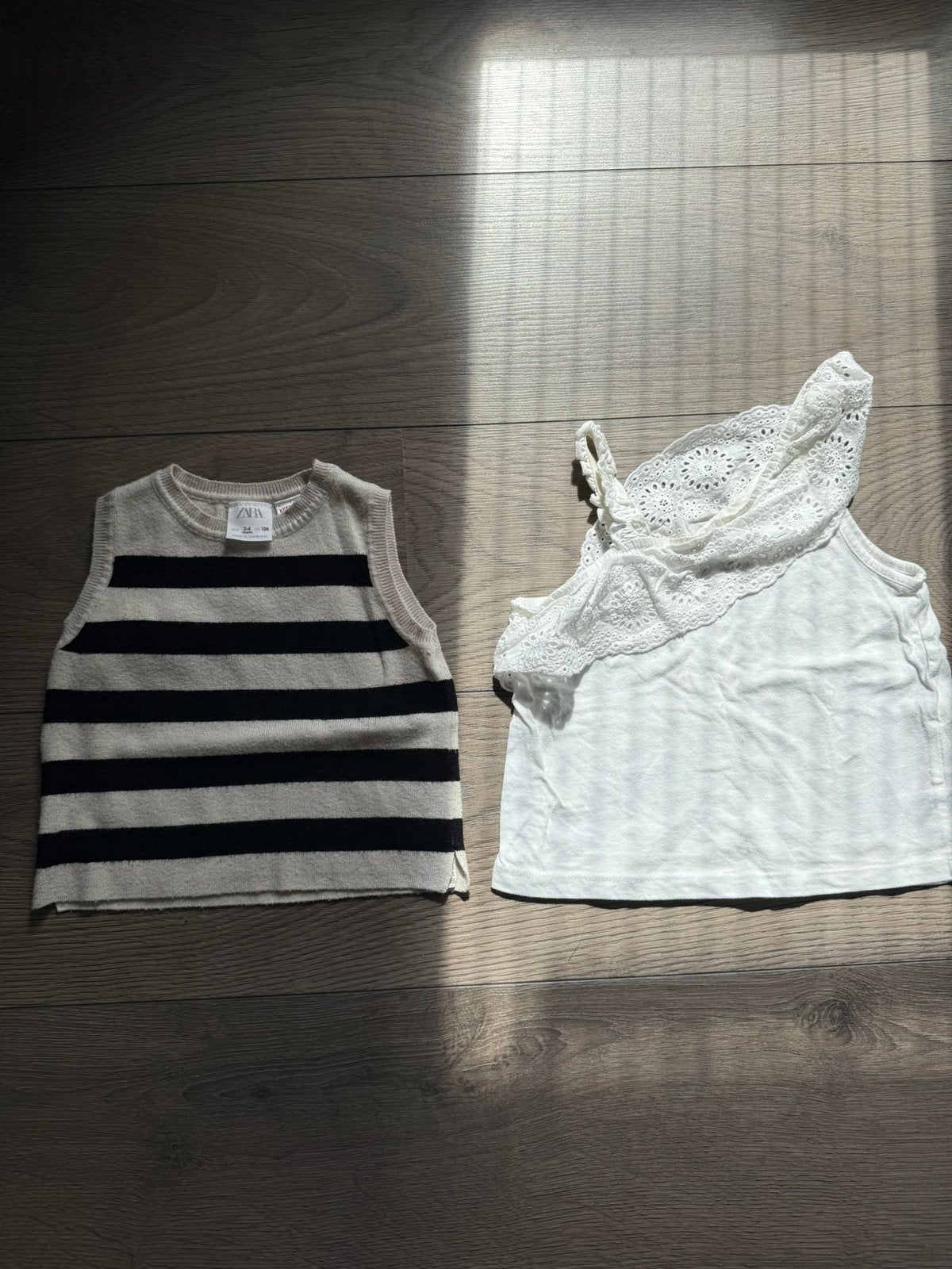 Leuke spencer en top maat 104, Kinderen en Baby's, Kinderkleding | Maat 104, Ophalen of Verzenden, Zo goed als nieuw, Meisje, Shirt of Longsleeve