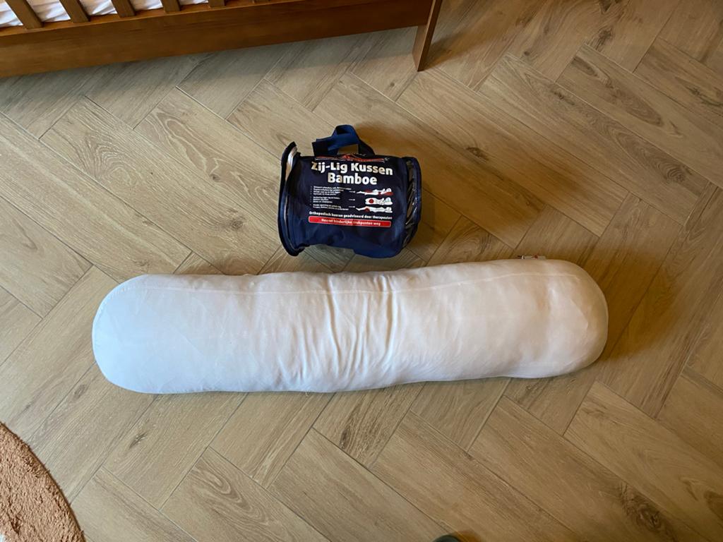 Zij-lig kussen bamboe - Orthopedisch kussen, Huis en Inrichting, Slaapkamer | Beddengoed, Ophalen, Eenpersoons, Wit, Zo goed als nieuw