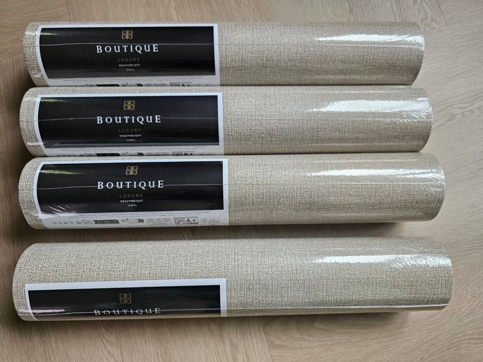 4 rollen Boutique Luxury Vinyl Behang plus plaksel en toeb., Natuurlijk, Overige merken, Beige, Structuur