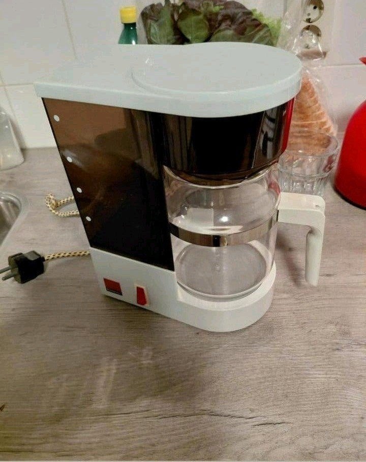 Vintage koffiezetapparaat - Charmante retro koffiezetter, Witgoed en Apparatuur, Gebruikt, Koffiemachine, Gemalen koffie, Ophalen of Verzenden