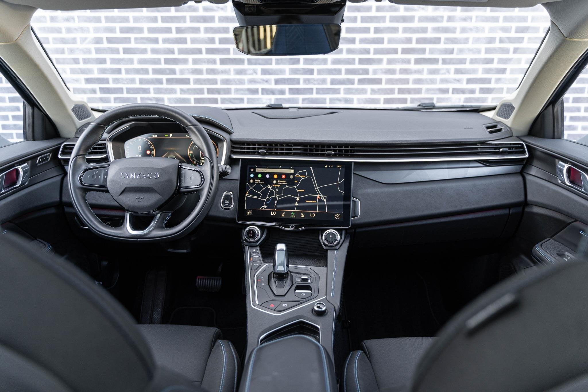 Lynk & Co 01 1.5 Plug-in Hybrid | SUV met 1.800 kg trekvermo, Stof, Euro 6, Blauw, 120 €/maand