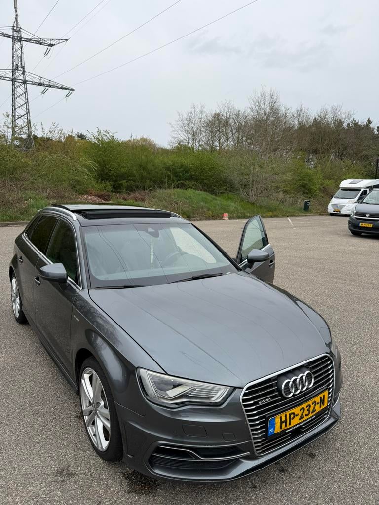 Audi A3 1.4 Tfsi 204pk E-tron Phev S Tronic 2015 Grijs, 4 cilinders, 1395 cc, 1515 kg, 84 €/maand