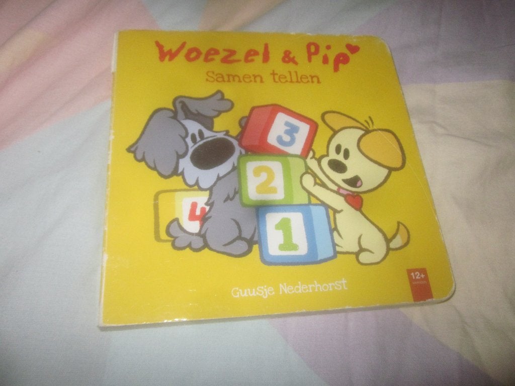 Woezel & Pip Samen tellen Guusje Nederhorst izgs, Boeken, Gelezen, Ophalen of Verzenden, 1 tot 2 jaar, Guusje Nederhorst