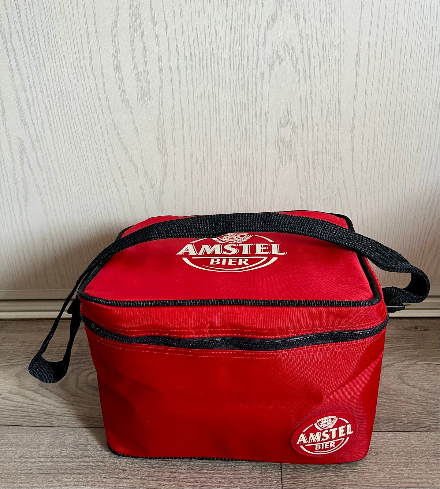 Nieuwe Amstel Bier Koeltas - Perfect voor Zomerse Dagen!, Ophalen of Verzenden, Nieuw, Koeltas, Koelelement