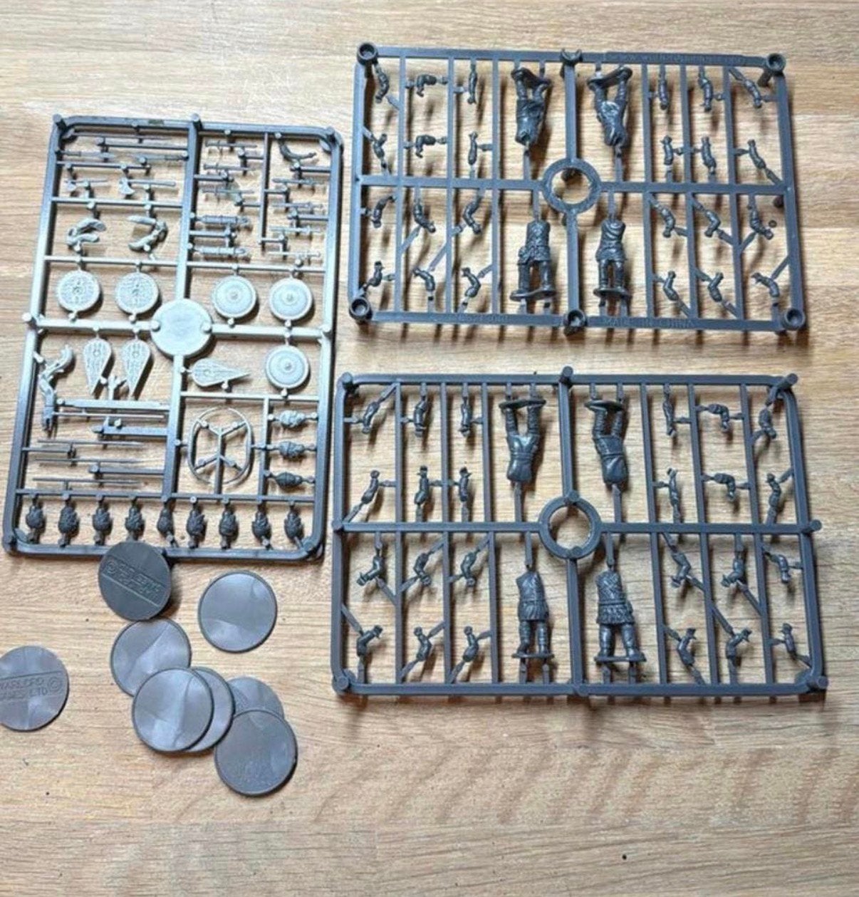 Warlord games - Saxon Fyrd Warriors Frames #1  Incl bases, Ophalen of Verzenden, Zo goed als nieuw, Overige soorten