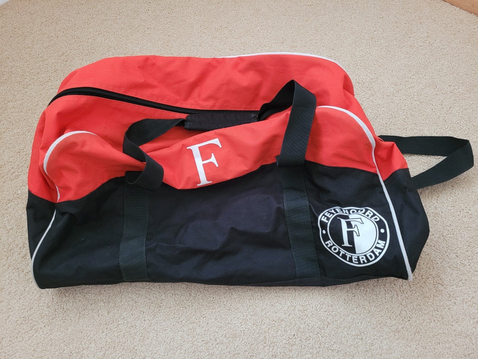 Feyenoord sporttas reistas, Sieraden, Tassen en Uiterlijk, Ophalen of Verzenden, Zo goed als nieuw, Unisex volwassen