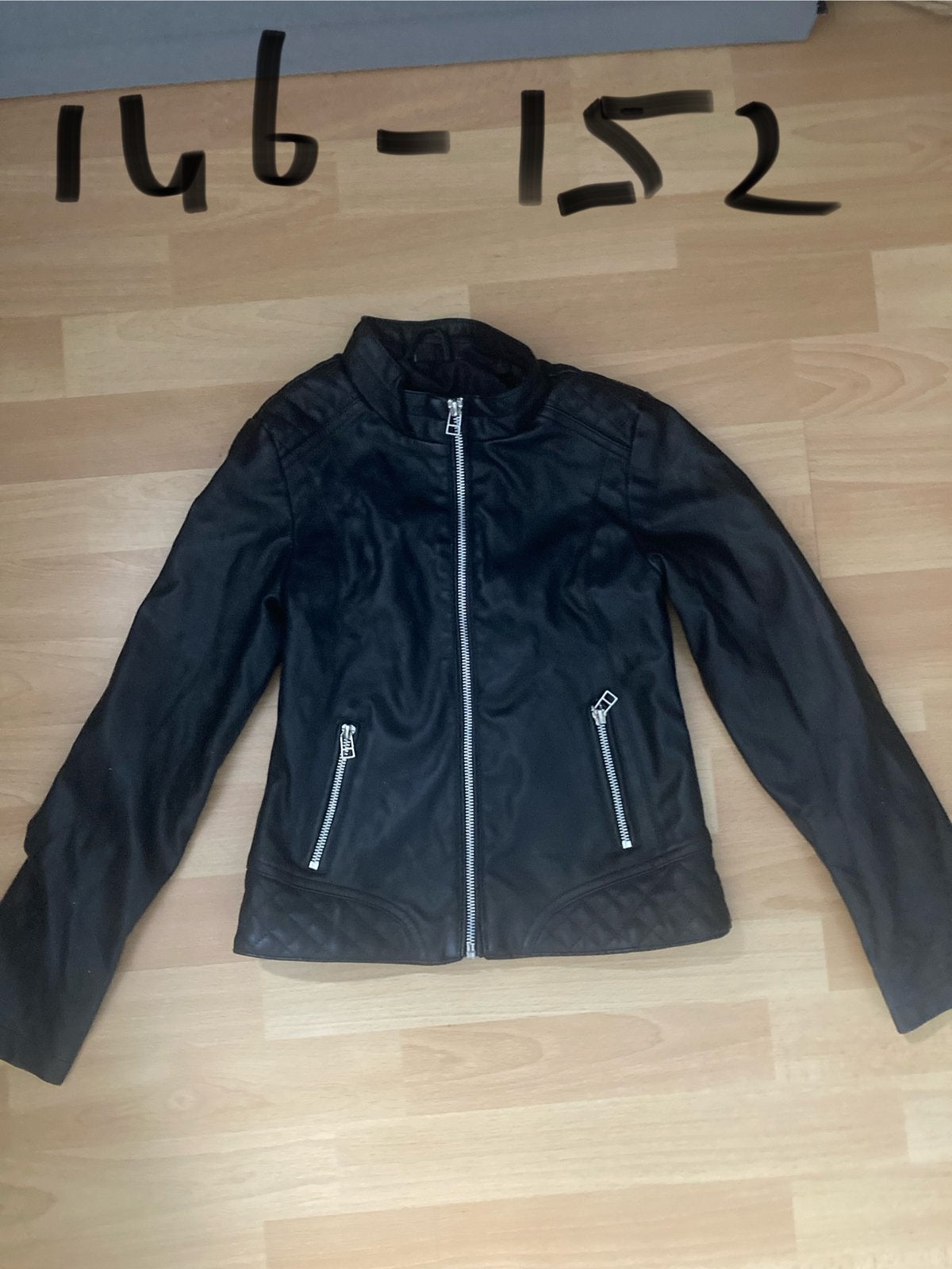 Leer achtig jasje meiskes 146 152, Kinderen en Baby's, Kinderkleding | Maat 146, Ophalen of Verzenden, Zo goed als nieuw, Meisje