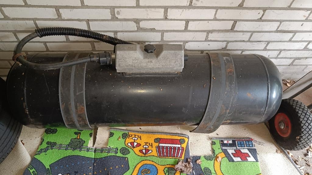 LPG tank en IMVL installatie (Dodge W200), Ophalen, Gebruikt, Universele onderdelen