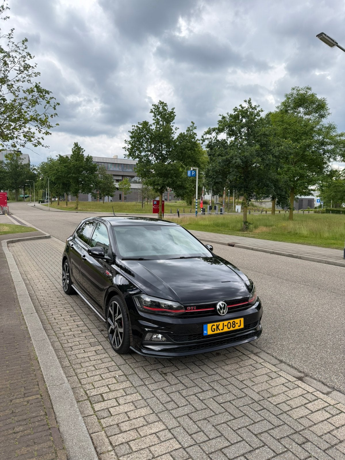 Volkswagen Polo 2.0 TSI 200pk 6-DSG 2019 Zwart, Auto's, Zwart, 4 cilinders, 1984 cc, Alcantara