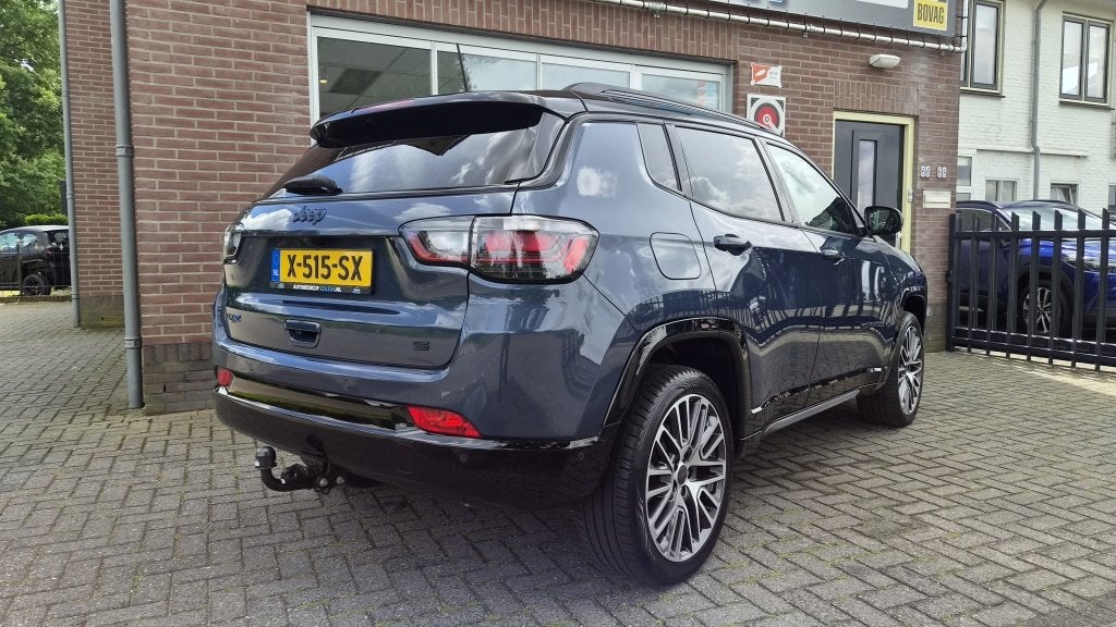 Jeep Compass 4xe 240 Hyb. Summit, Pano, Trekhaak (bj 2024), Auto's, Dealer onderhouden, 4 cilinders, Blauw, Bedrijf