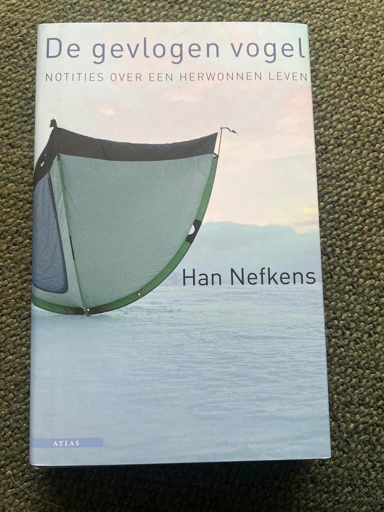 De gevlogen vogel - Han Nefkens, Boeken, Romans, Nieuw, Nederland, Ophalen of Verzenden
