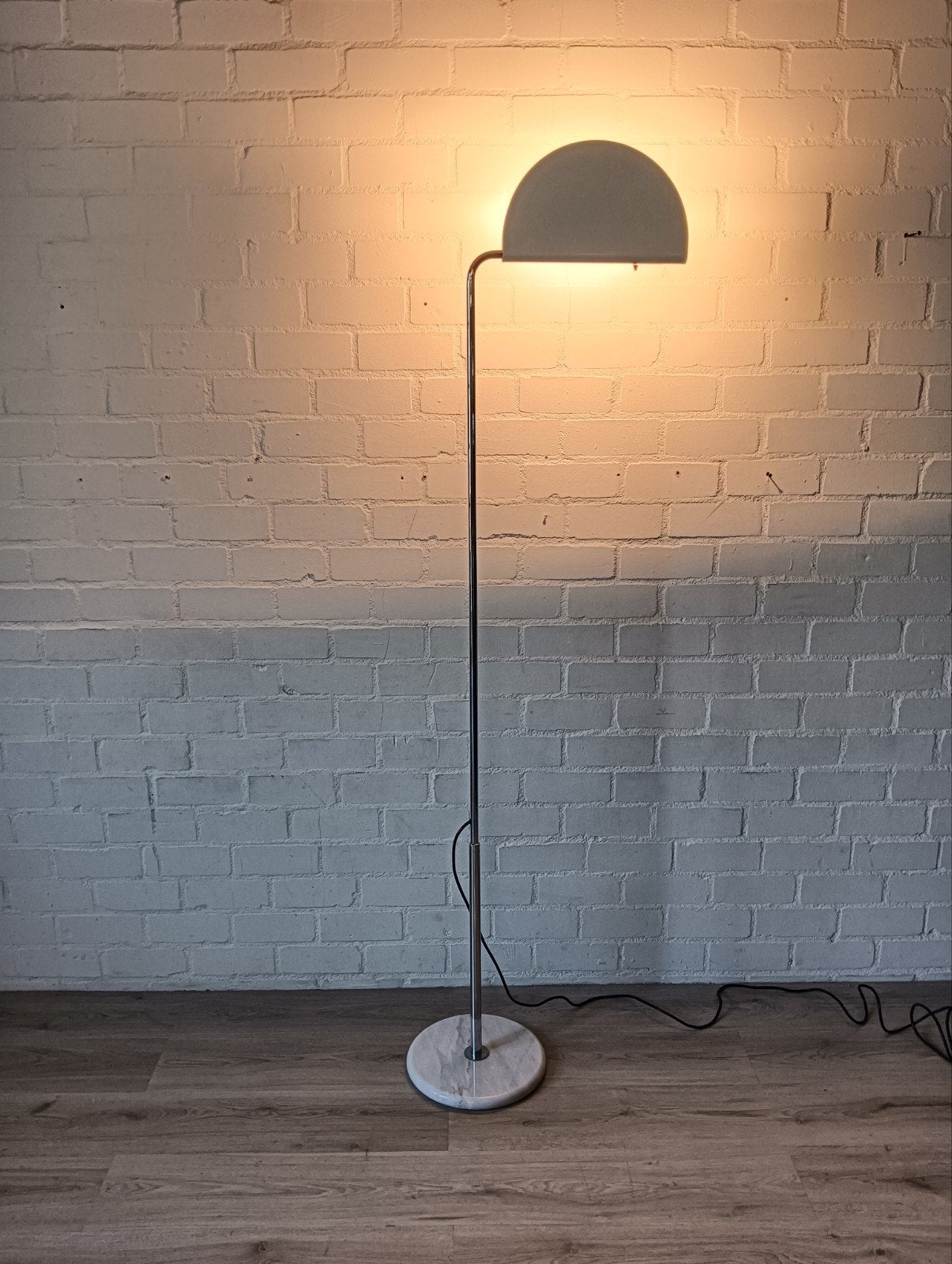 Mezzaluna vintage design vloerlamp, hoogte stelbaar, Ophalen, Gebruikt, Overige materialen, Modern, minimalistisch