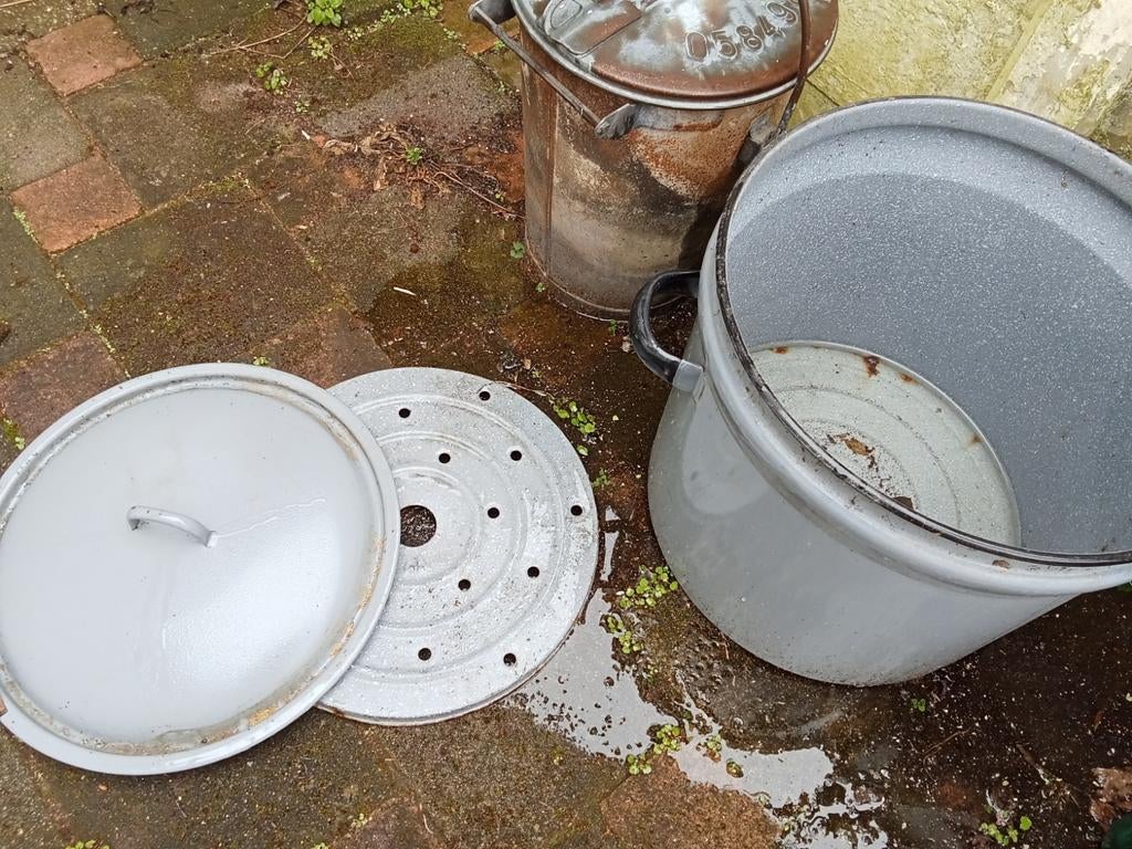 Grote festival pan, ketel, wasketel, soepketel, Ophalen