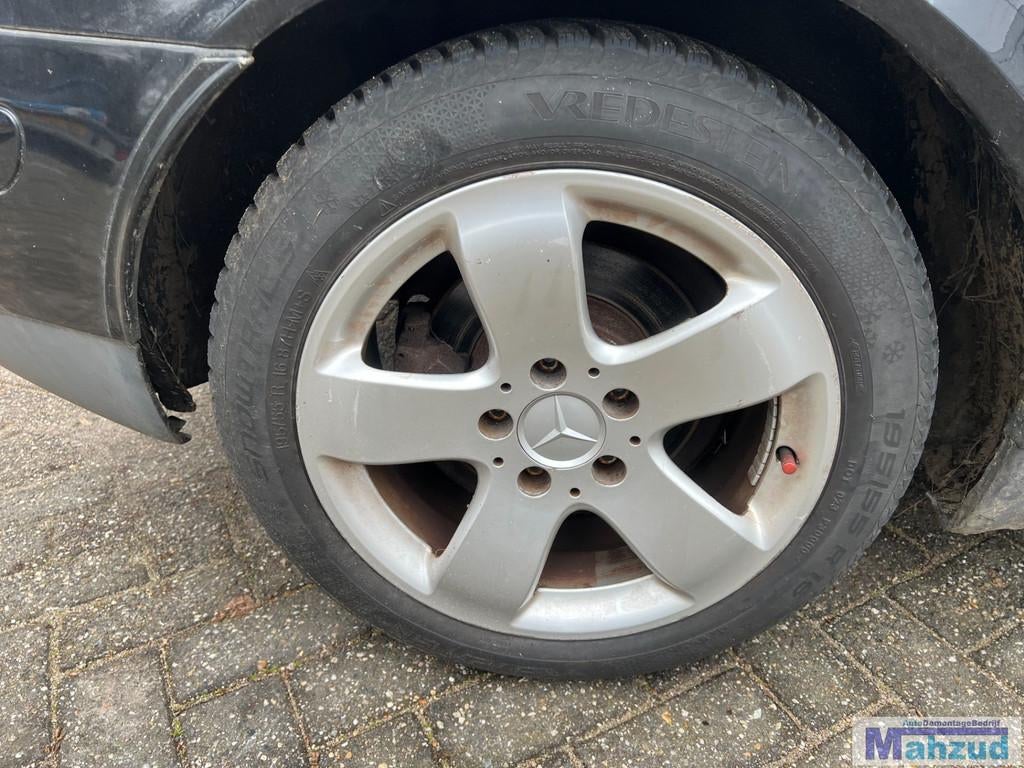 MERCEDES Velgen 5x112 66.6 16 inch winterbanden winterset, Auto-onderdelen, Banden en Velgen, Gebruikt, Mercedes-Benz AG, Ophalen of Verzenden