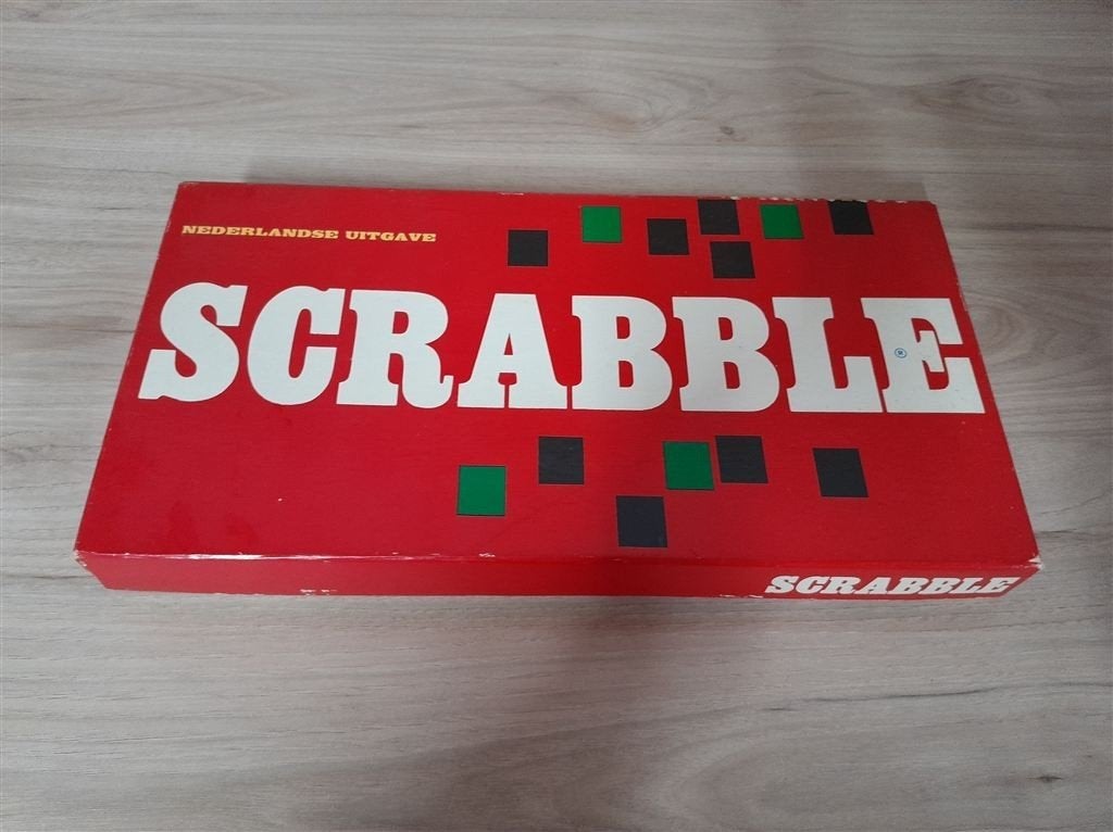 scrabble rode doos houten letters spel [s1242], Verzenden, Zo goed als nieuw