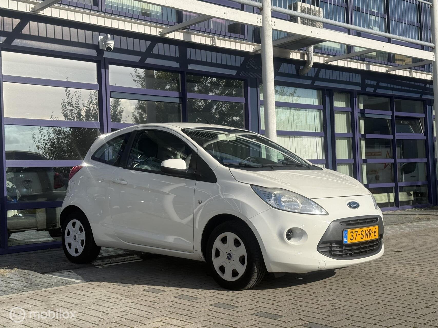 Ford Ka 1.2 Cool & Sound start/stop|Airco | APK| Onderhoud, Voorwielaandrijving, Euro 5, Gebruikt, 1242 cc