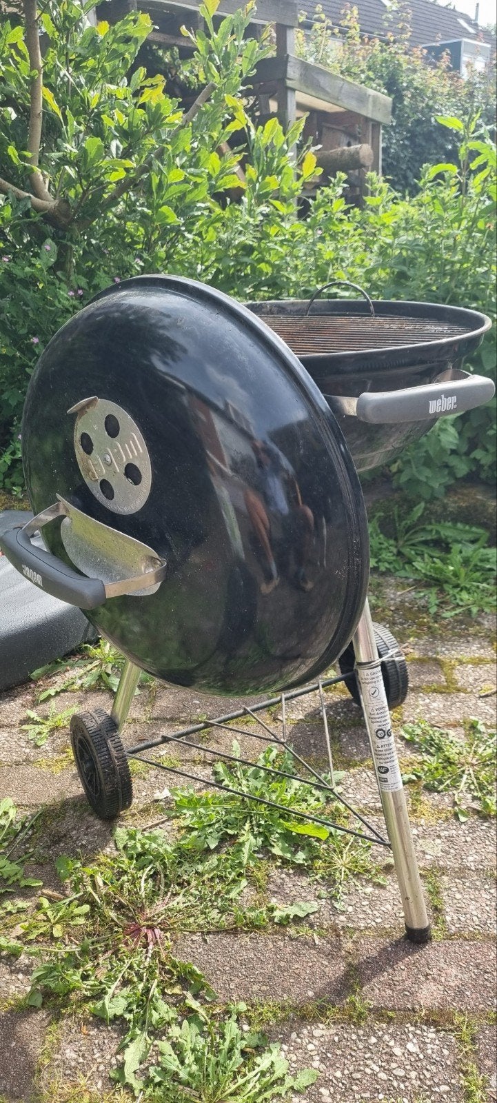 WEBER COMPACT: 57 centimeter houtskool barbecue., Ophalen, Gebruikt, WEBER BBQ