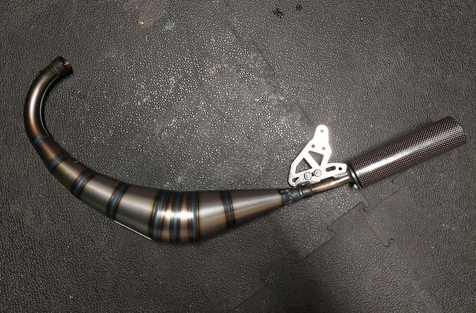 Yasuni R2 Carbon, voor am6, derbi, beta, rieju, fantic, enz., Ophalen, Zo goed als nieuw, Uitlaat