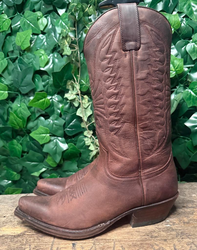 bijna Nieuwe mooie laarzen van Sendra maat 42, Sendra, Bruin, Boots, Ophalen of Verzenden