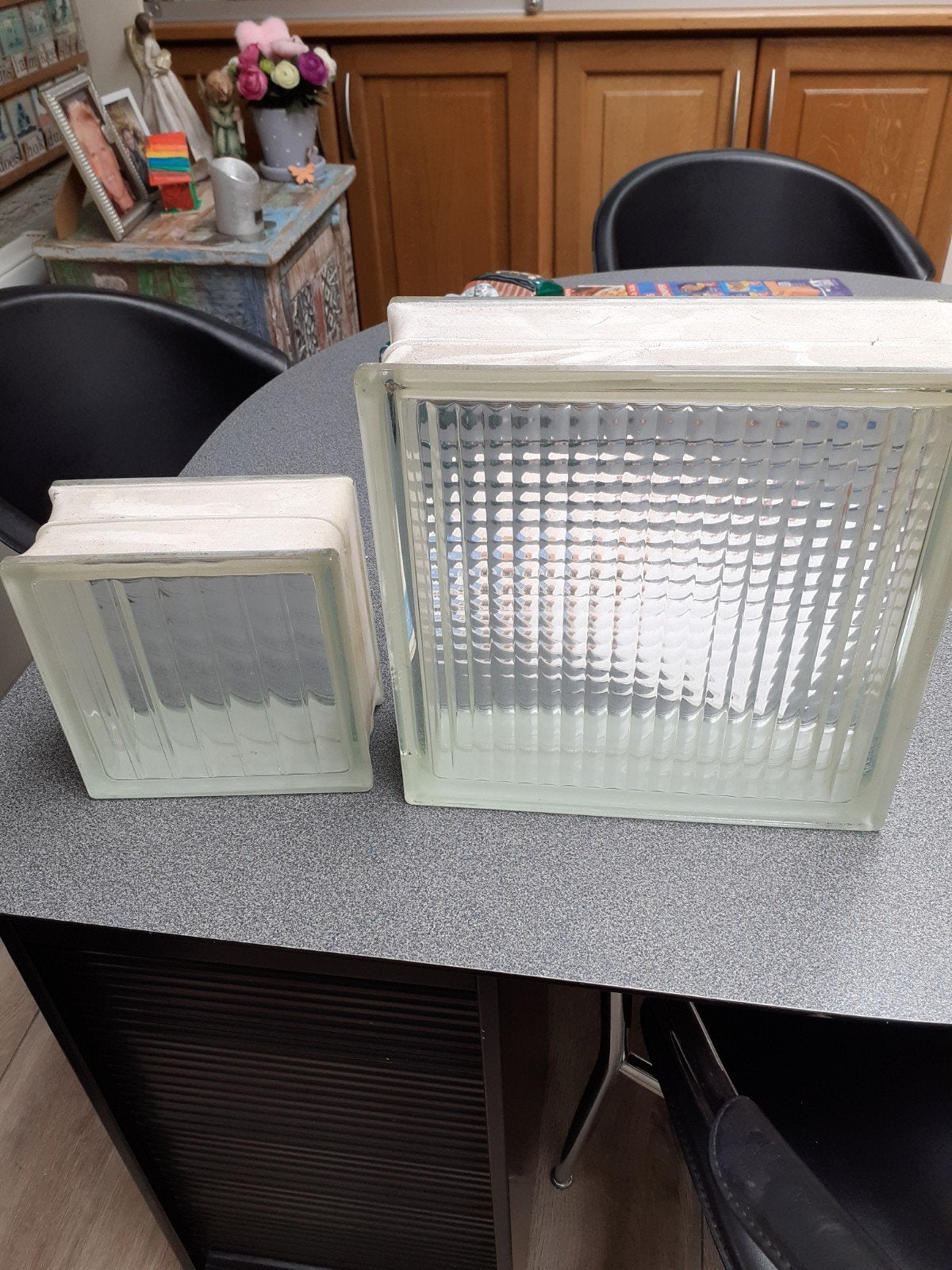 Glazen bouwstenen, Ophalen, Minder dan 50 watt