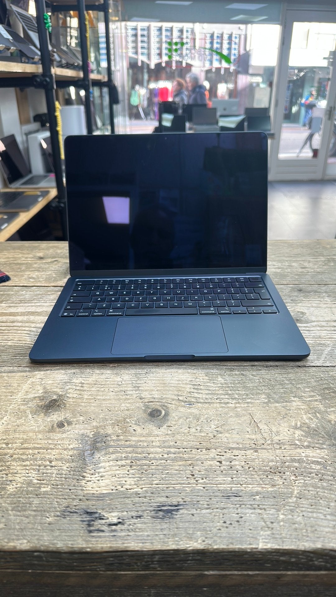 Apple MacBook Air 13-inch M4  (2025)   € 949, Computers en Software, 2311cp, Ben, 13 inch, Refurbished