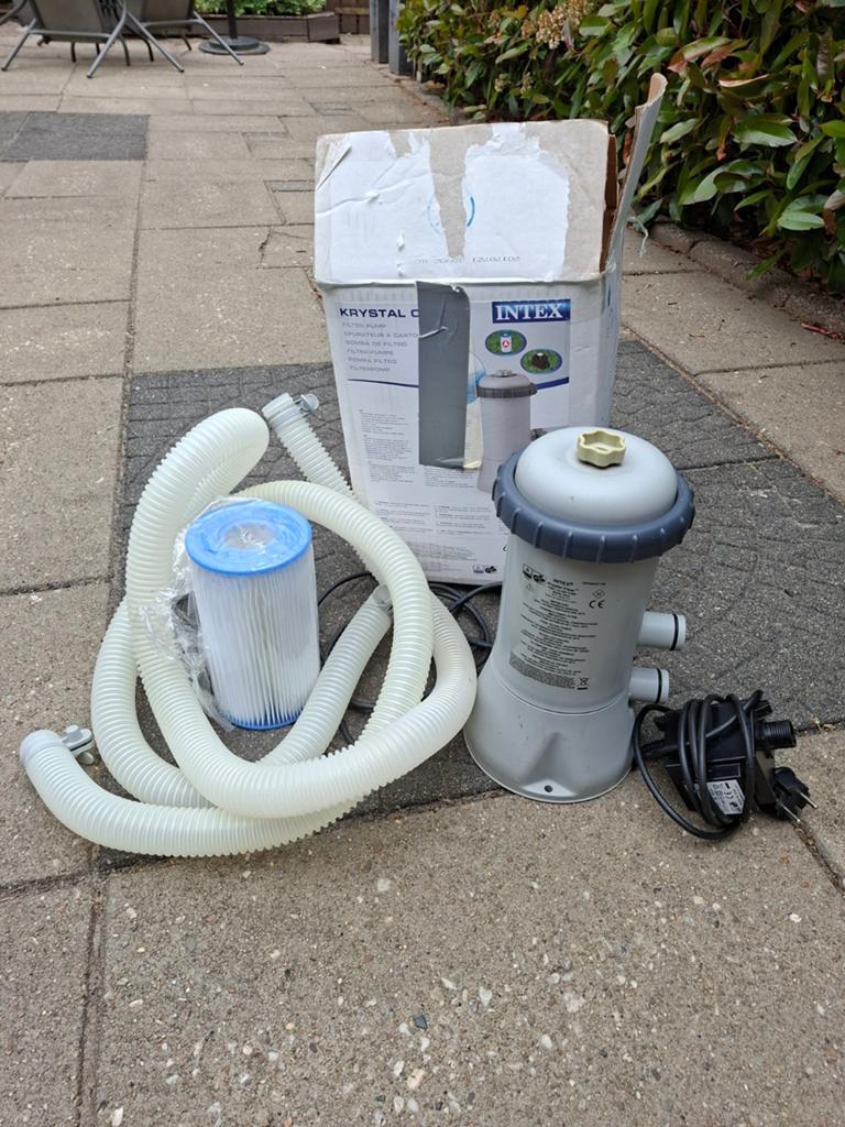 Intex Krystal Clear filterpomp met toebehoren, Tuin en Terras, Zwembad-toebehoren, Ophalen of Verzenden, Gebruikt, Zwembadpomp