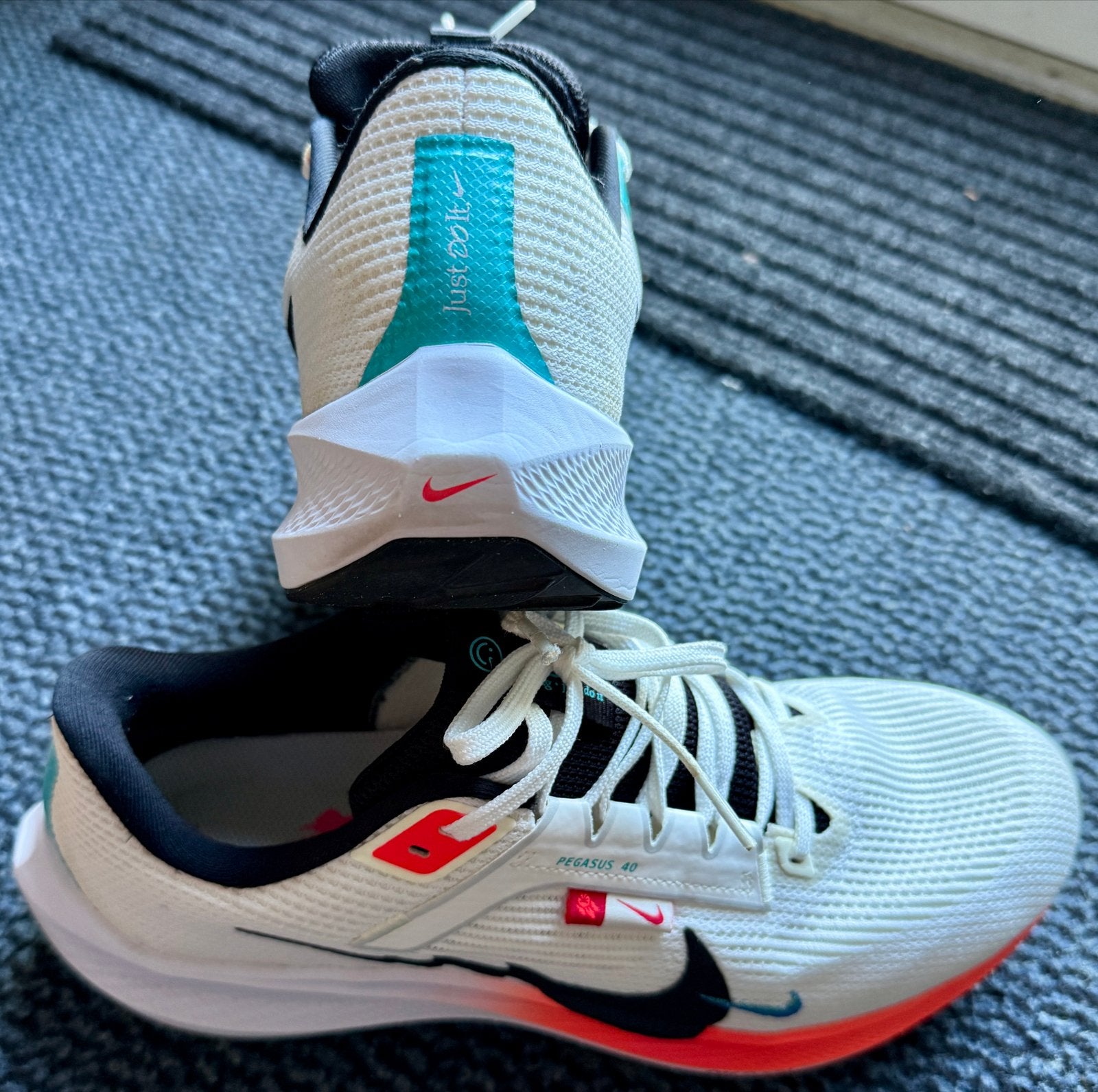 Nike Air Zoom Pegasus 40 Hardloopschoenen (EU43), Ophalen of Verzenden, Zo goed als nieuw, Hardlopen, Hardloopschoenen