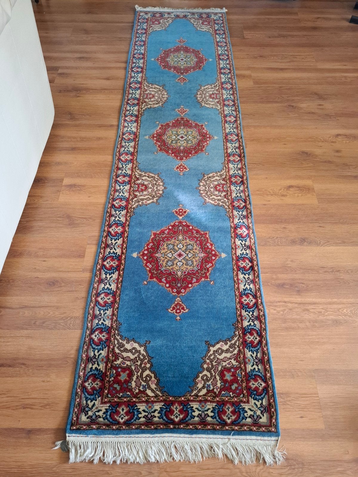 Blauwe loper met oosters patroon - 300x71 cm, Huis en Inrichting, Stoffering | Tapijten en Kleden, Ophalen, Gebruikt, Blauw, 200 cm of meer