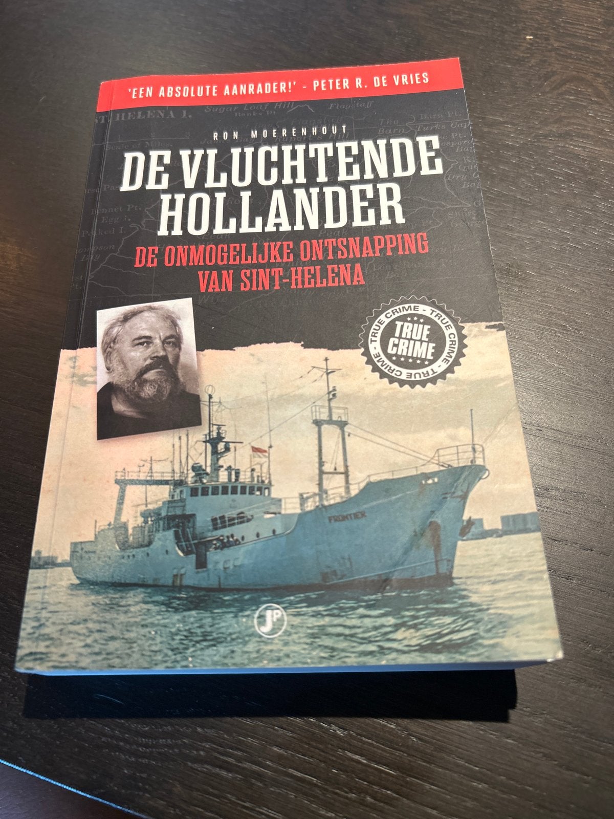 De Vluchtende Hollander - Ron Moerenhout, Boeken, Ophalen of Verzenden, Gelezen