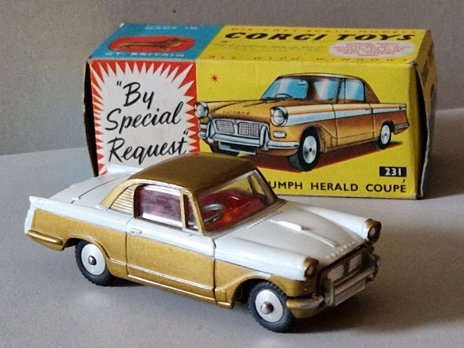 Corgi Toys 231 Triumph Herald Coupé MINT, Verzenden, Zo goed als nieuw, Auto, Corgi