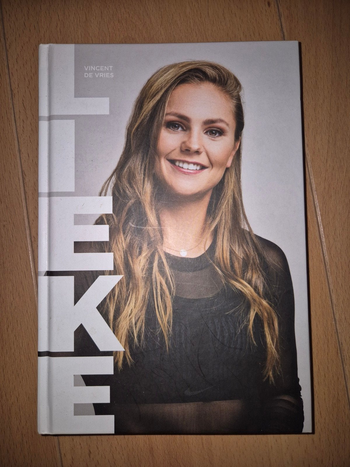 Lieke Martens: Van Nieuw Bergen naar FC Barcelona, Ophalen of Verzenden, Zo goed als nieuw, Vincent de Vries, Sport