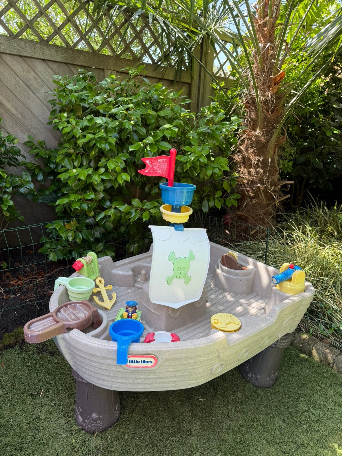 Little Tikes watertafel piratenboot, Ophalen, Gebruikt