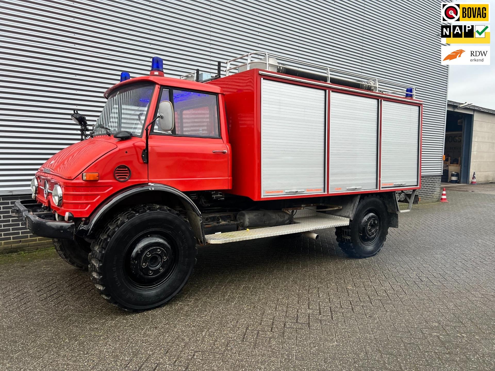 Unimog Mercedes-Benz U 416 Brandweer in topstaat, Auto's, Trekhaak, Zwart, Bedrijf, Vierwielaandrijving