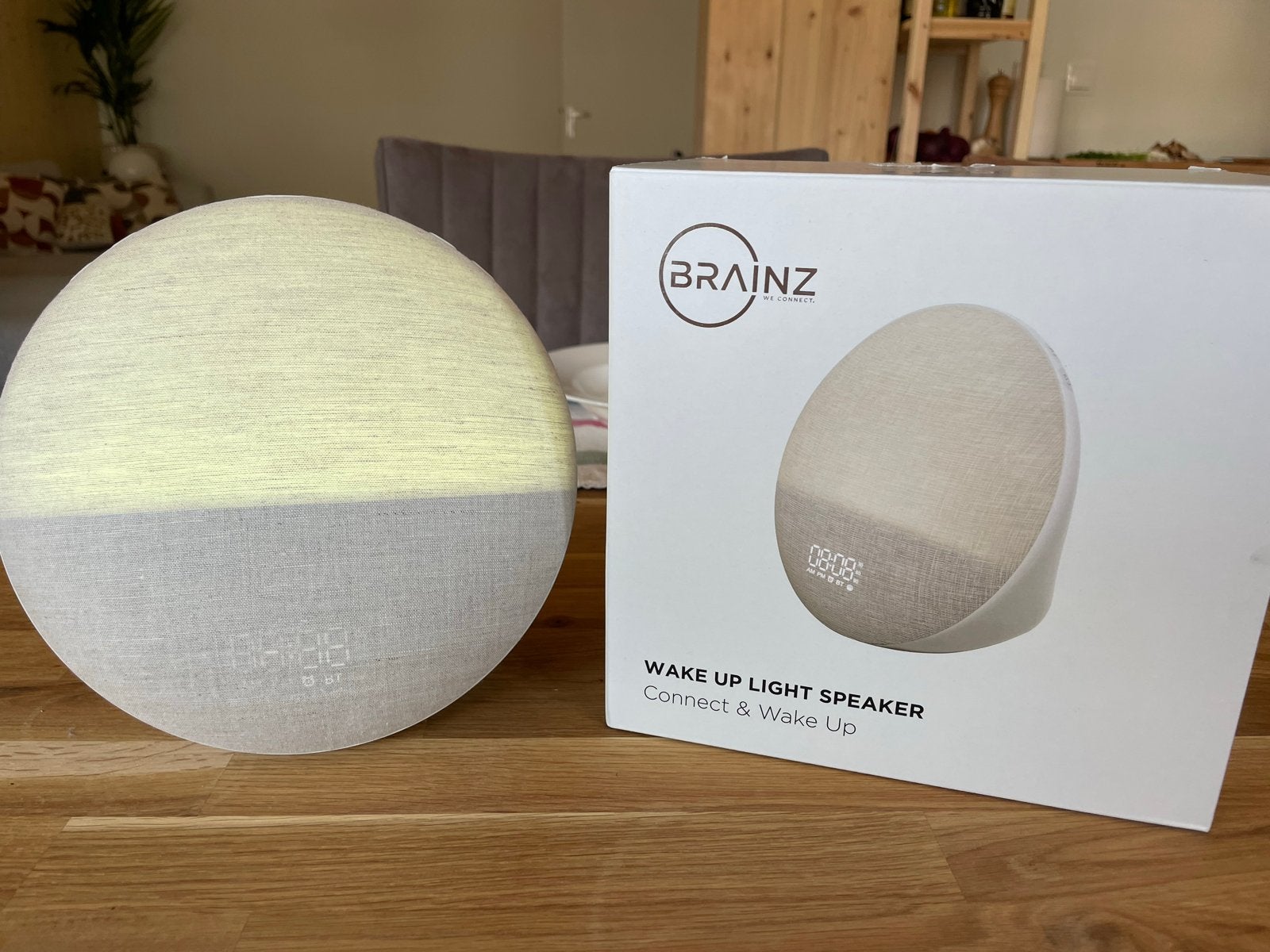 BRAINZ Wake Up Light Speaker - Wekker met Bluetooth & RGB, Ophalen of Verzenden, Zo goed als nieuw, Digitaal