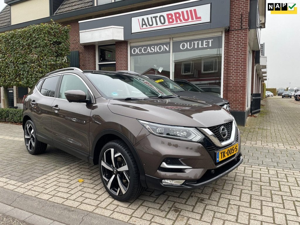 Nissan Qashqai 1.2 Tekna Ned Auto / Panodak / Leder/Camera/1, Voorwielaandrijving, Gebruikt, 4 cilinders, Bruin