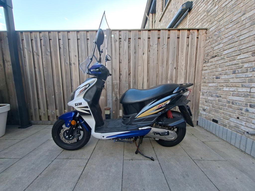 Sym jet 4 snorscooter met onderhoudsbeurt 4takt. 1e eigenaar, Ophalen, Benzine, Overige merken
