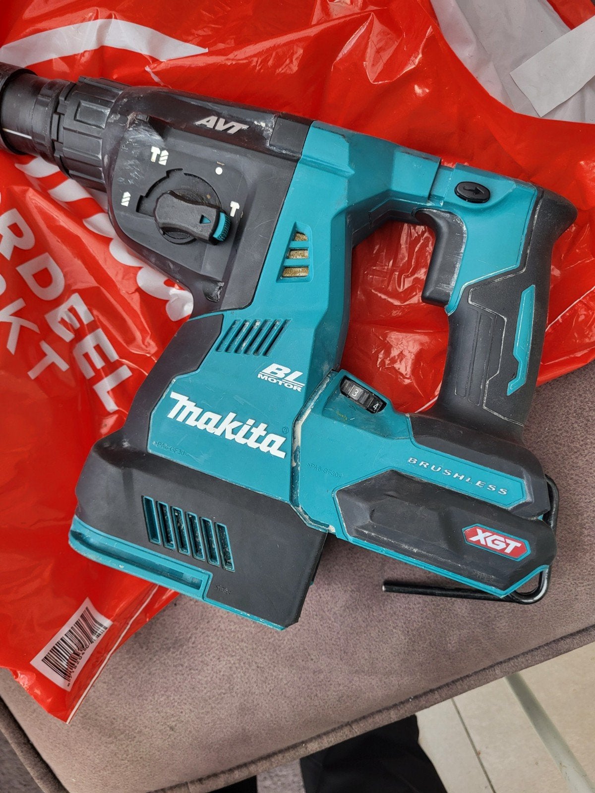 Makita HR004G Accu Boorhamer - Zo goed als nieuw, 600 watt of meer, Boor- en/of Breekhamer, Ophalen of Verzenden, Zo goed als nieuw