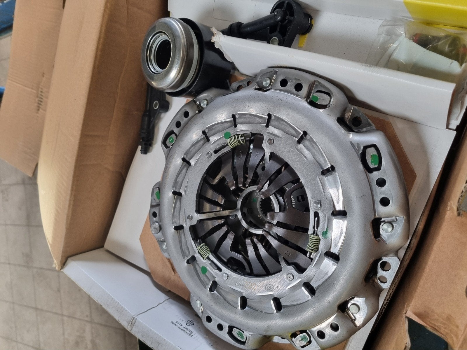 SCHAEFFLER LUK KOPPELINGSSET DMF, Ophalen, Nieuw