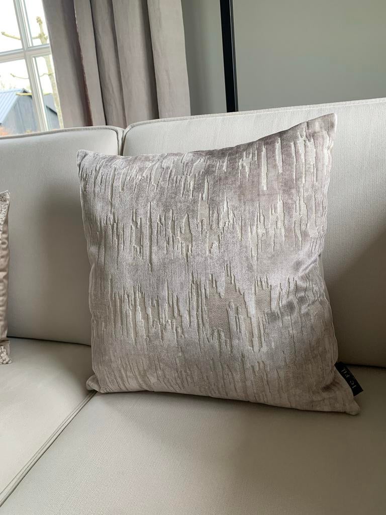 Le Fil kussen sierkussen hotel chic landelijk beige taupe, Ophalen of Verzenden, Zo goed als nieuw, Beige, Vierkant