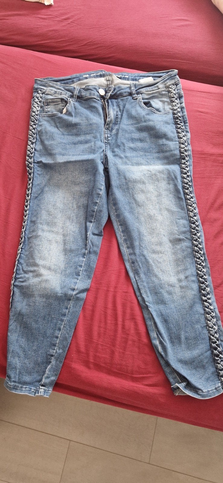 Dames Jeans Maat 42 met Vlechtwerk en Stretch, Kleding | Dames, Spijkerbroeken en Jeans, Ophalen of Verzenden, Zo goed als nieuw