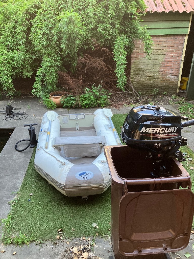 2,5 pk Mercury buitenboordmotor, Ophalen, Minder dan 5 pk, Viertaktmotor, Zo goed als nieuw