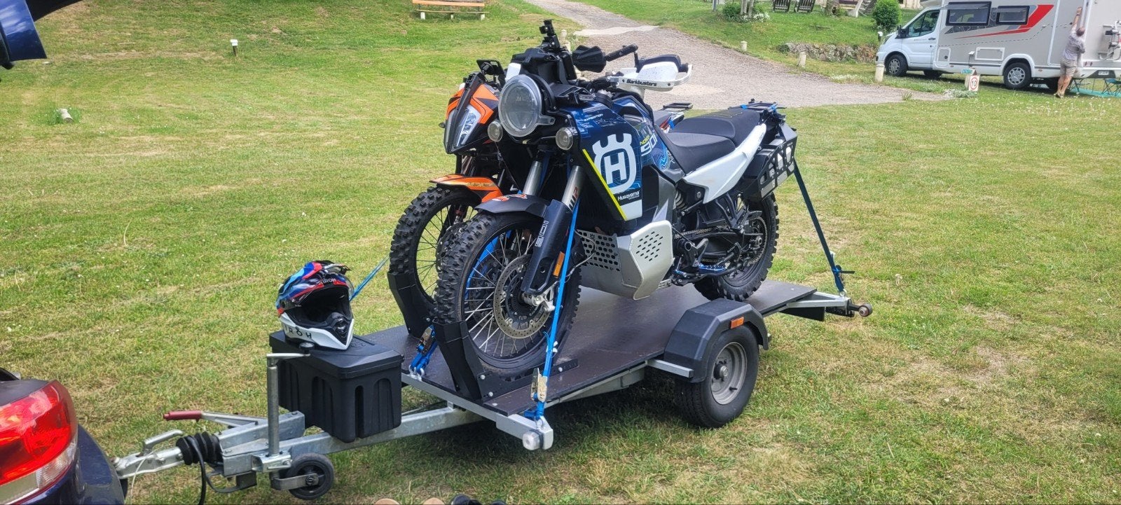 Motoraanhanger/trailer te huur, Ophalen