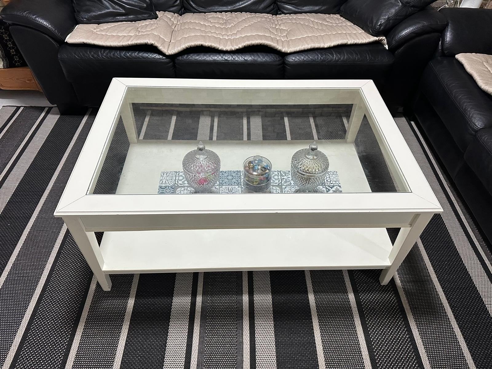 Witte salontafel met glazen blad, Huis en Inrichting, Ophalen, Gebruikt, 50 tot 100 cm, Overige houtsoorten