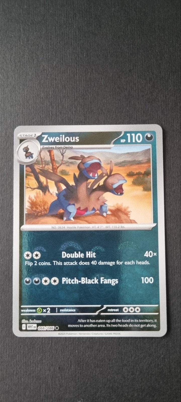 Zweilous Pokéball XWHT 066, Ophalen of Verzenden, Zo goed als nieuw, Losse kaart