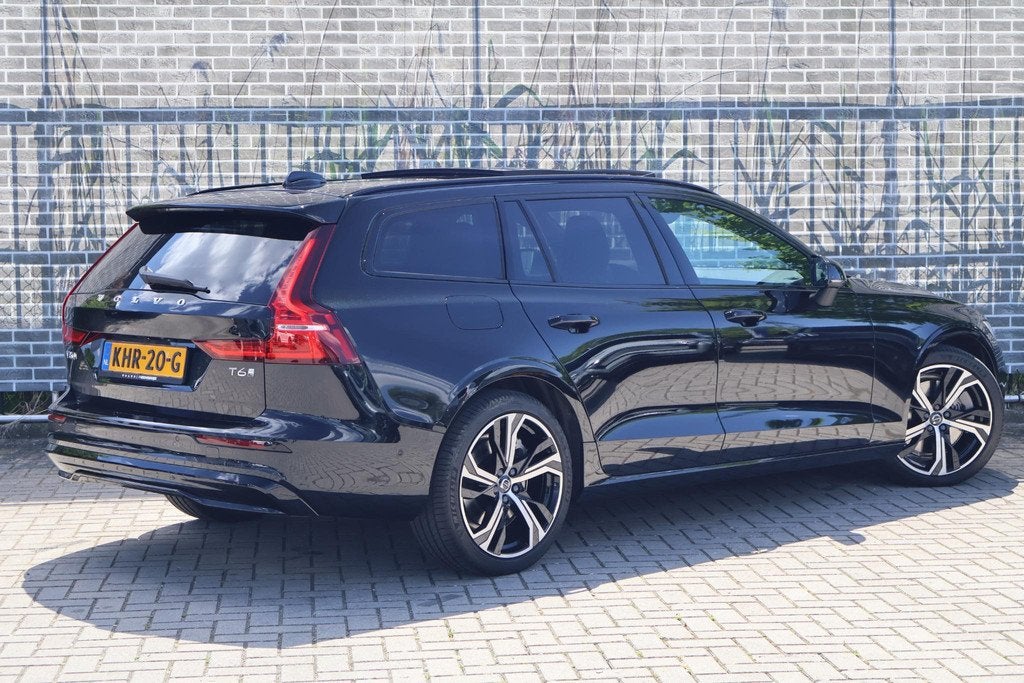 Volvo V60 2.0 T6 Plug-in hybrid AWD Ultra Dark | Adaptieve C, Auto's, Volvo, Automaat, 12 maanden, Stof, Euro 6